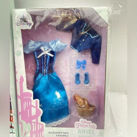 DISNEY STORE PRINCESS ARIEL CLASSIC DOLL W/ DOLL BRUSH & ACCESSORY PACK SET - Picture 3 of 9